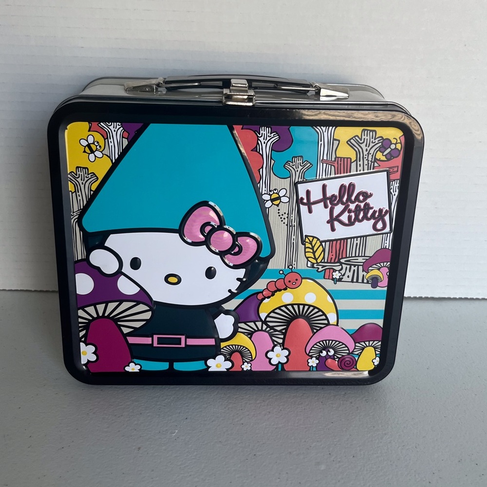 Hello Kitty Mushroom Gnome Lunchbox 2011